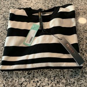 Black and white stripes!! 😍